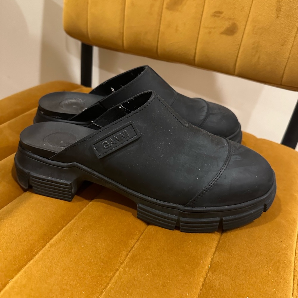 Ganni Black Clogs